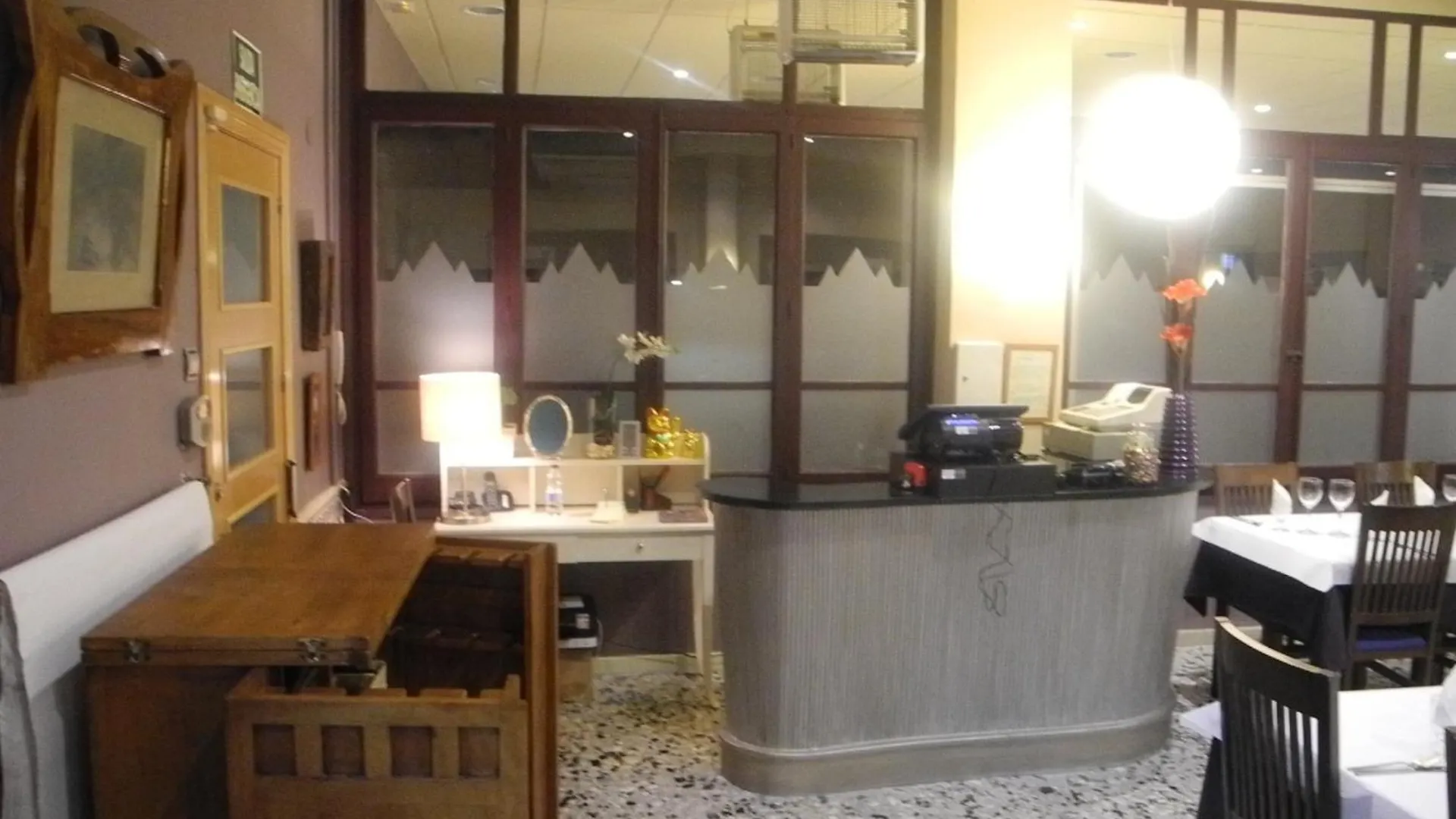 Fonda Montserrat Guest House Cambrils