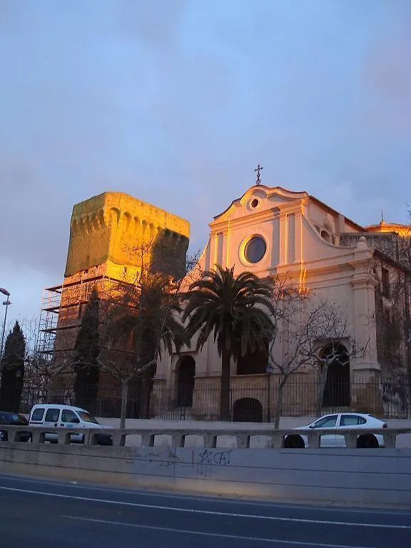 Fonda Montserrat Guest House Cambrils